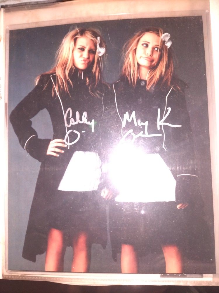 Mary Kate Ashley Olson Signed Autograph