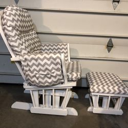 Nursing Chair With Foot Stool
