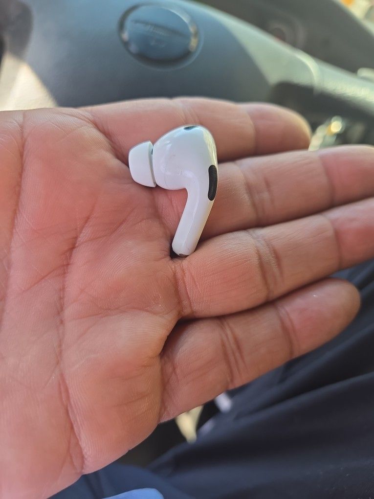One Left Ear IPOD PRO FOR SALE