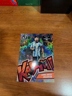 2025-26 PANINI DONRUSS ROAD TO FIFA WORLD CUP 26  OVERSIZED MESSI KABOOM!!