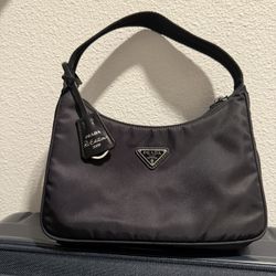 Prada Re-edition Nylon Bag (Pick Up Available For Santa Clara,CA)