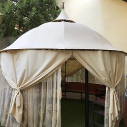 Beautiful Arabian Tent – Spacious, Elegant & Unique
