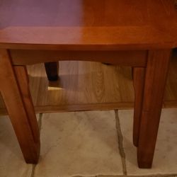 2 End Tables 20" W, 22" H