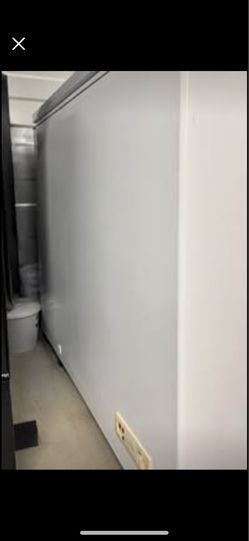 GE Large Family Size Chest Deep Freezer – Barely Used