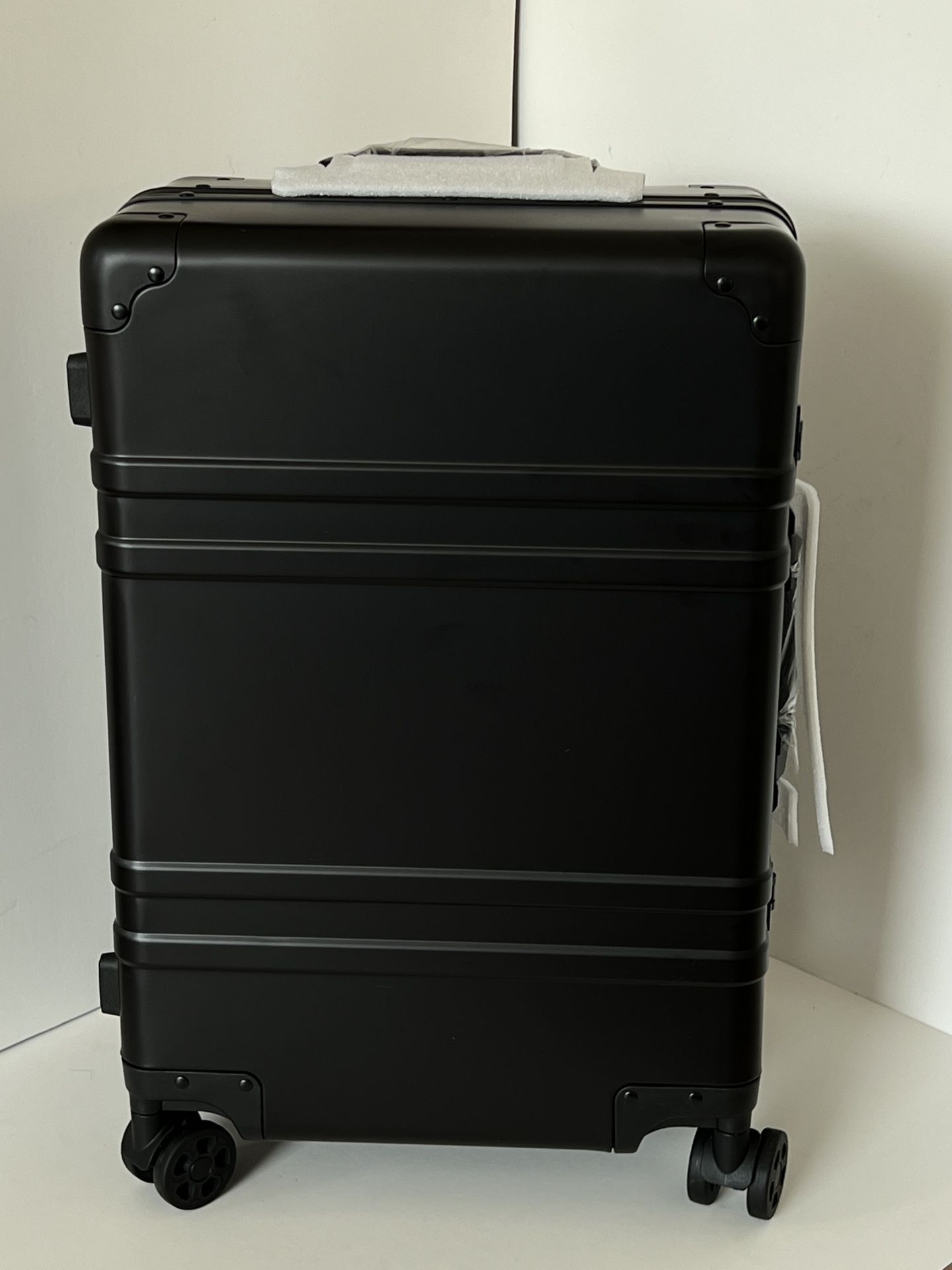 Luggage Aluminum Carry-on Silver or Black