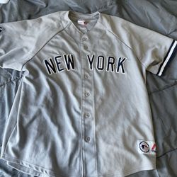 Yankee Jersey - Jeter Authentic 