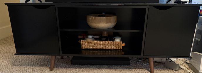 Black modern TV stand