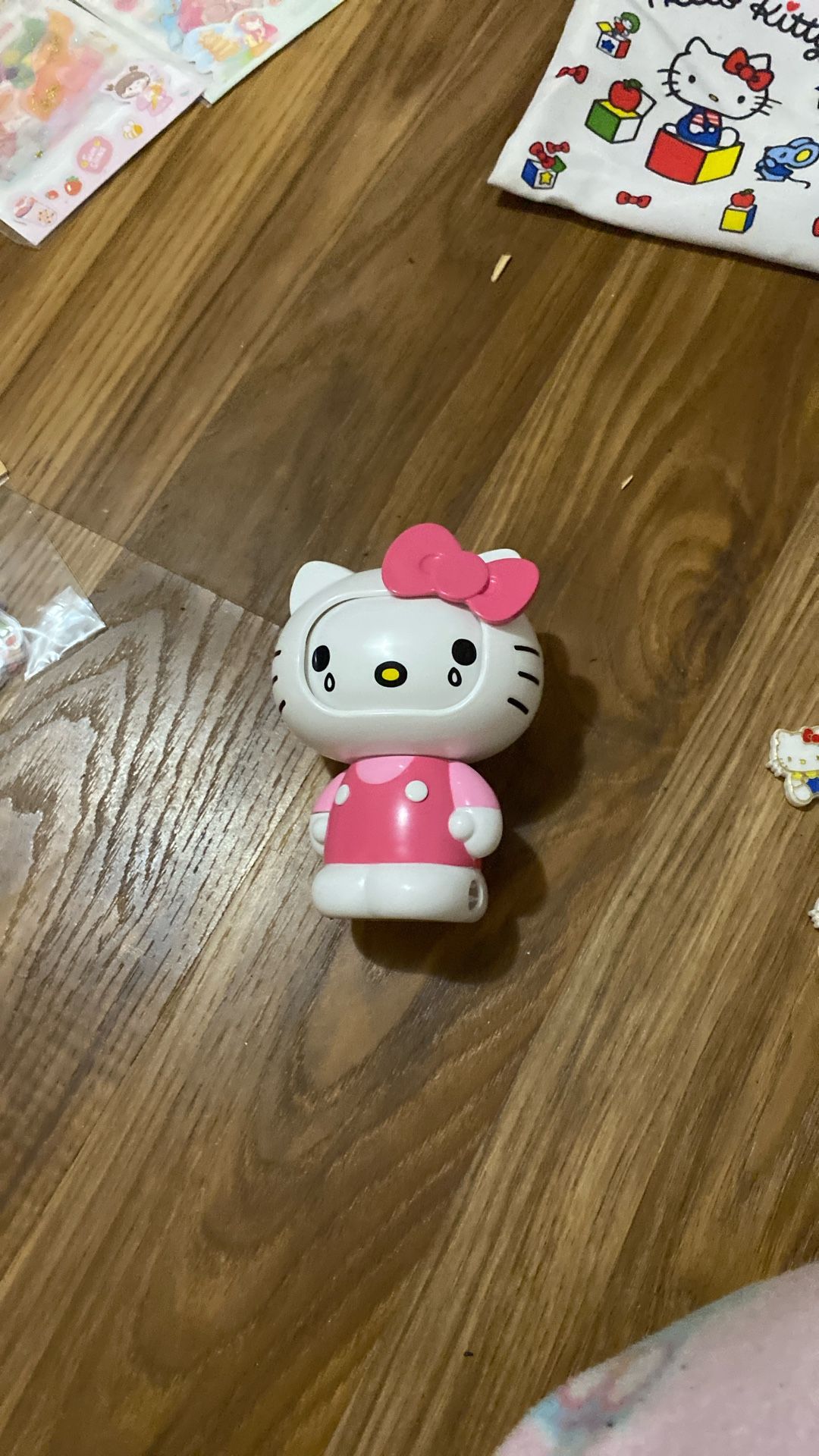 Hello Kitty Changing Face 