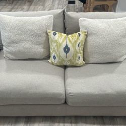 Oslo Linen AFW Sofa