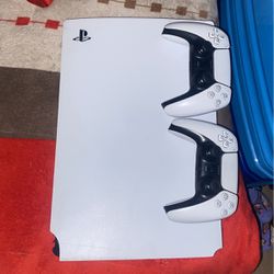 BRAND NEW PS5 Used Only Few Times 