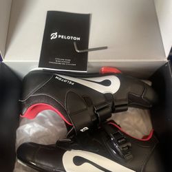 Peloton  Cycling Shoes W42 (10.5/11)