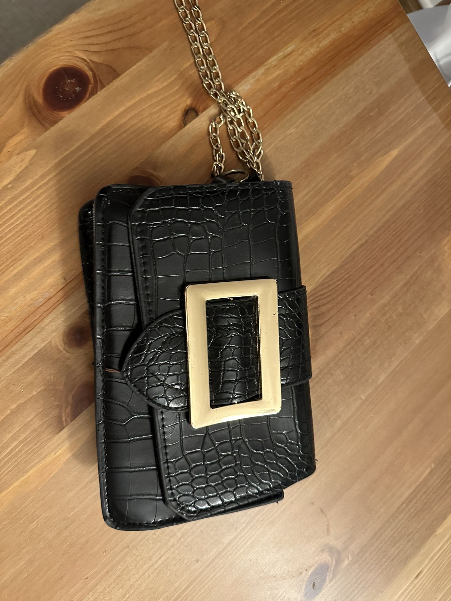 Black Small Purse With Gold Chain 