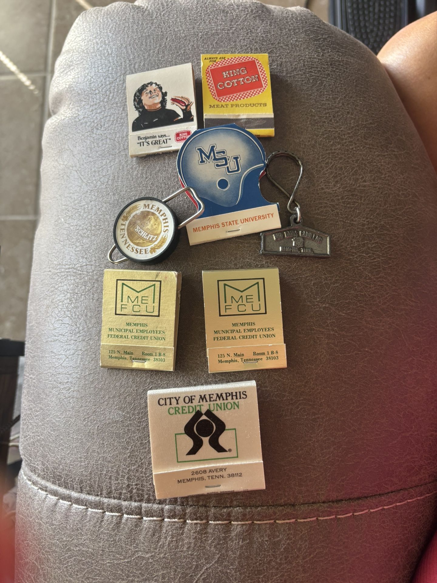 Memphis Memorabilia Bundle : $15