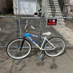 Throne/all Theory Parts 29 Inch