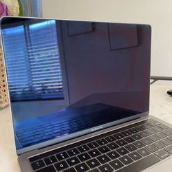 2019 MacBook Pro 13 Inch Touch Bar 
