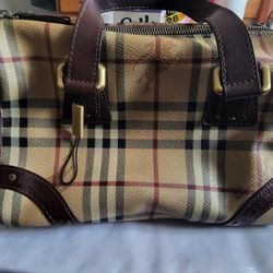 Burberry Vintage Boston Bag for Sale in Linden, NJ - OfferUp