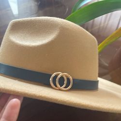 Women’s Hat