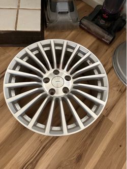20” Aston Martin Rims OEM