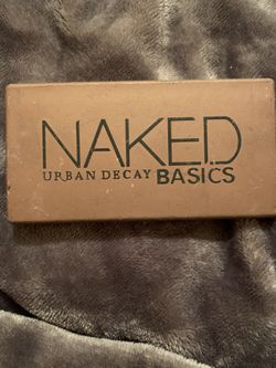 Urban decay Naked basics travel size