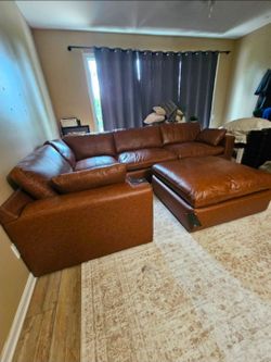 New Emilia 5 pc Real Leather sectional ottoman