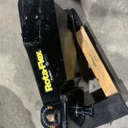 5th Wheel hitch -Lippert Rota Flex Part# 176440