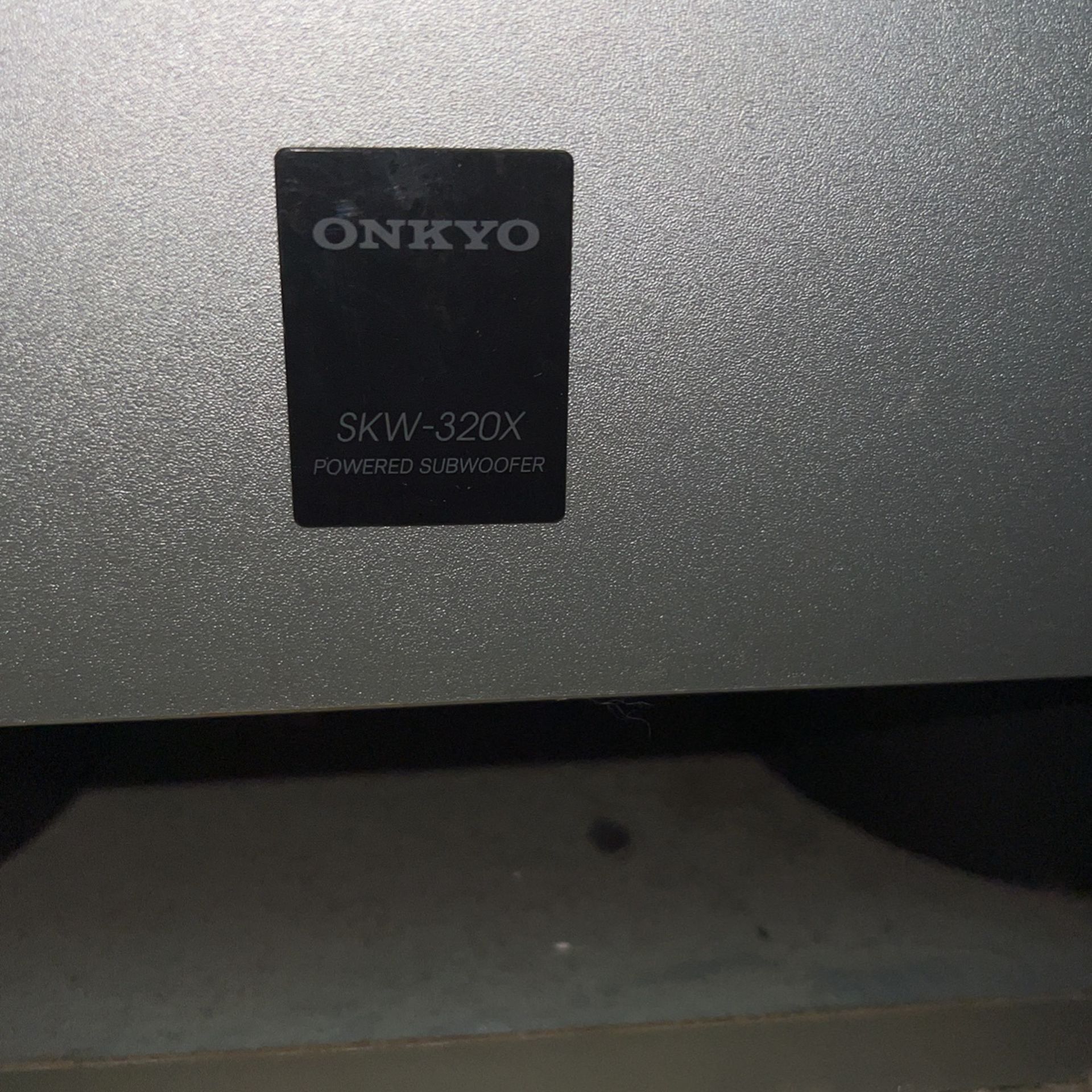ONKYO SKW-320x subwoofer 