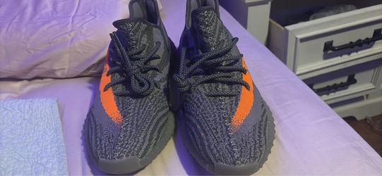 Adidas Yeezy Boost 350 V2 Sneakers