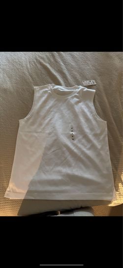 UNIQLO AIRSIM SLEEVELESS TEE