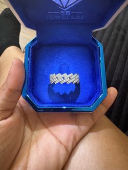 Diamond ring