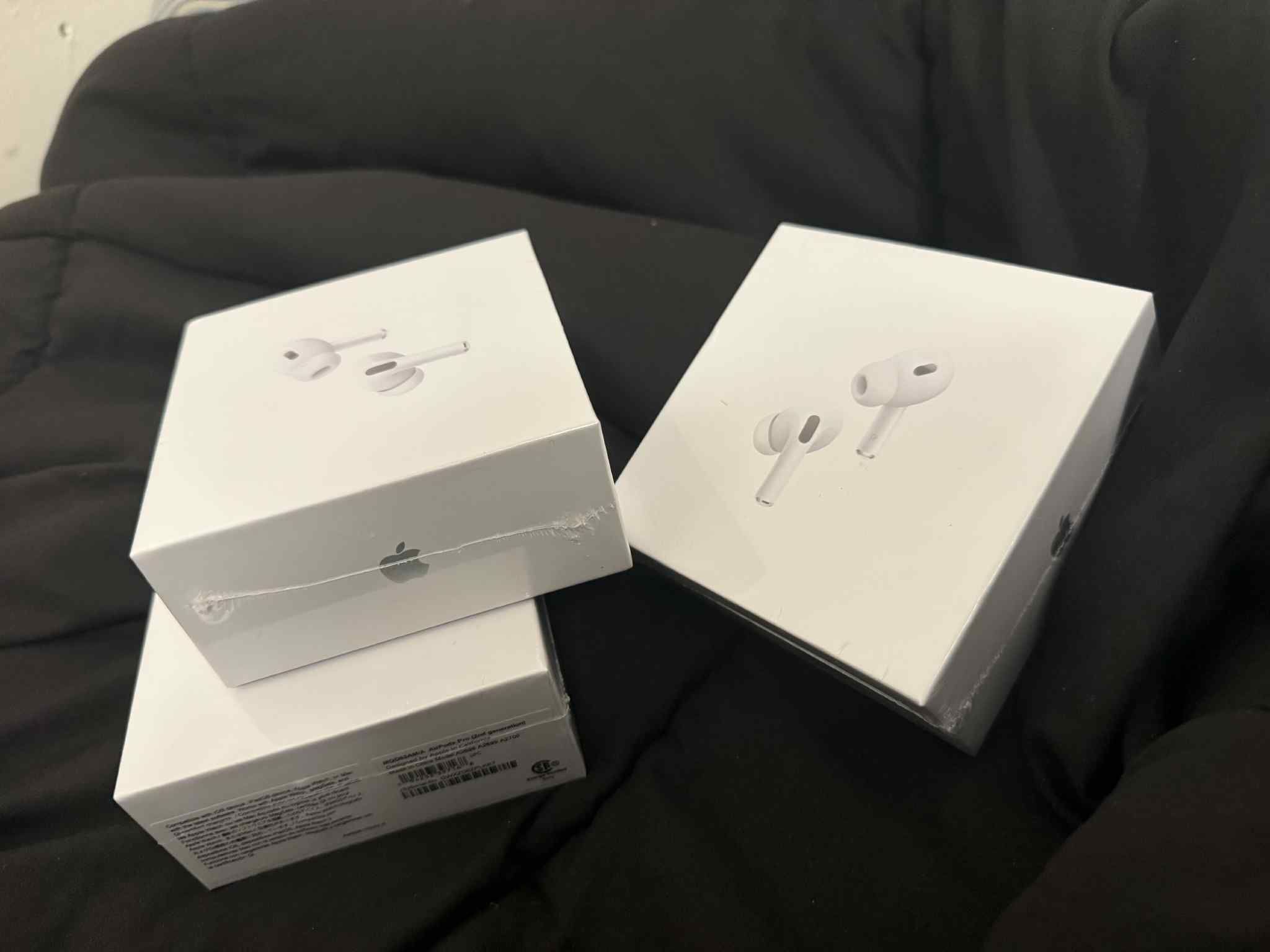 AirPods