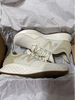 New Balance Fresh Foam Roav