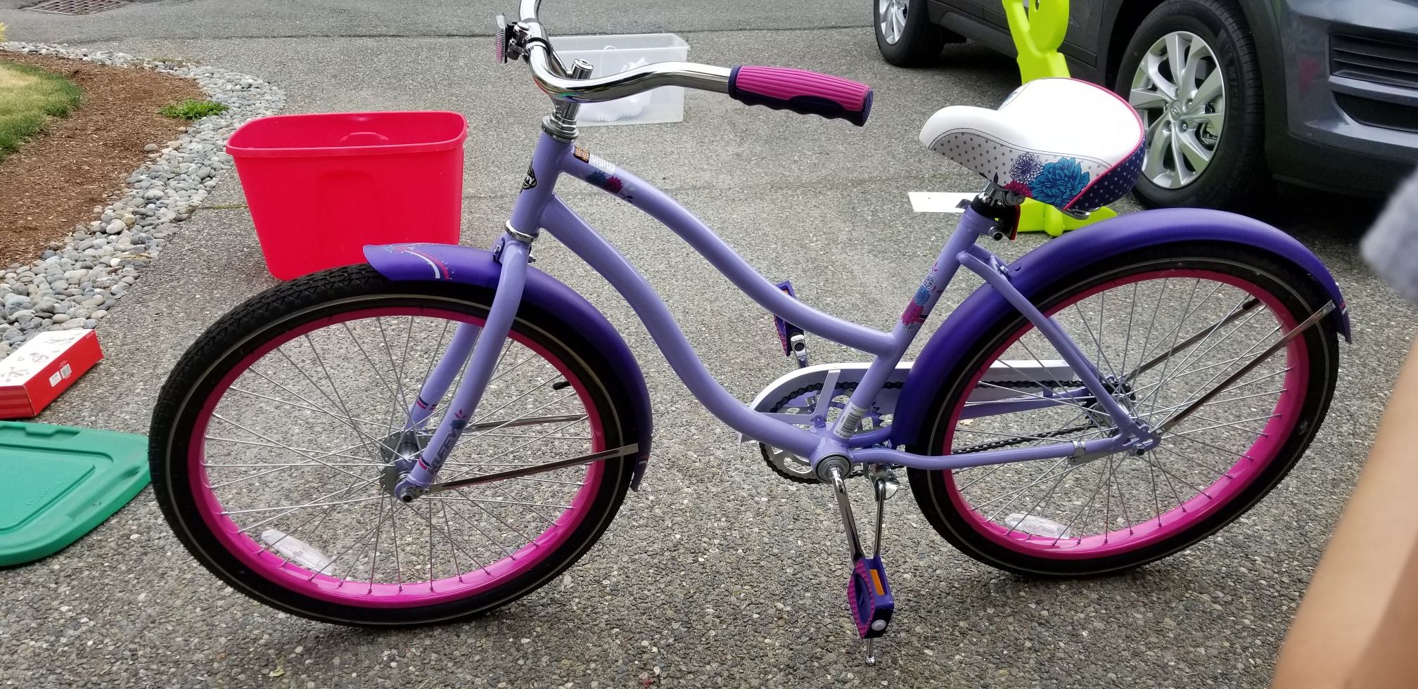 Huffy 24” Cranbrook Girl's Cruiser Bike