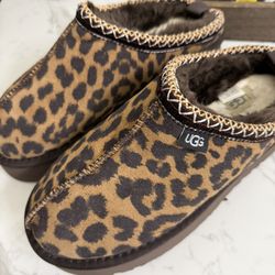 UGG CHEETAH LOW SLIDES WINTER COMFY
