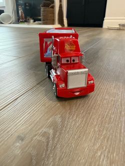 Disney’s Cars, Mack car carrier