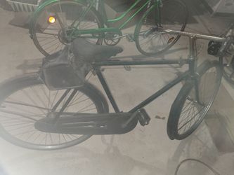 Vintage Raleigh Bicycle