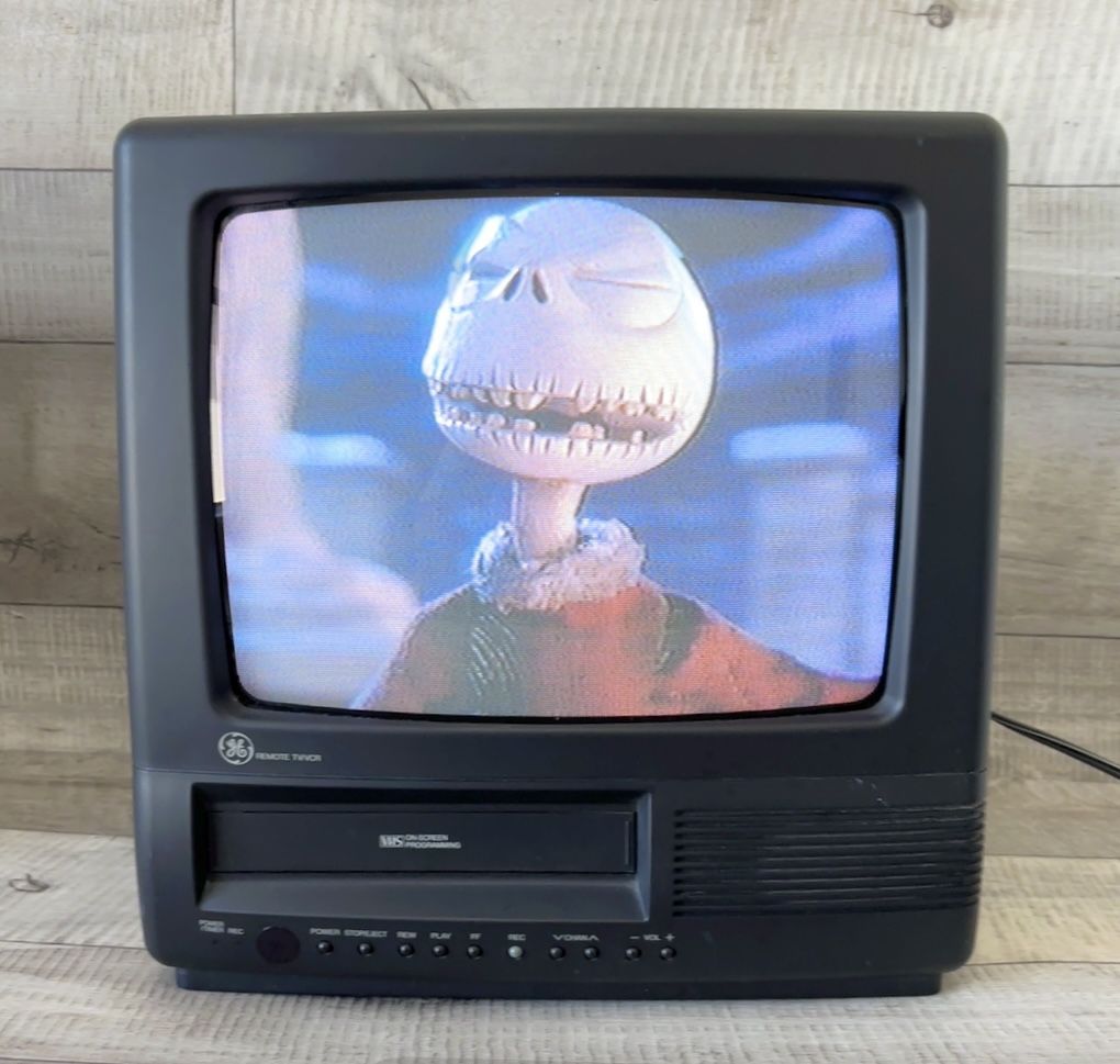 General Electric 13TVR03 VHS TV No Remote Gaming Tested Working