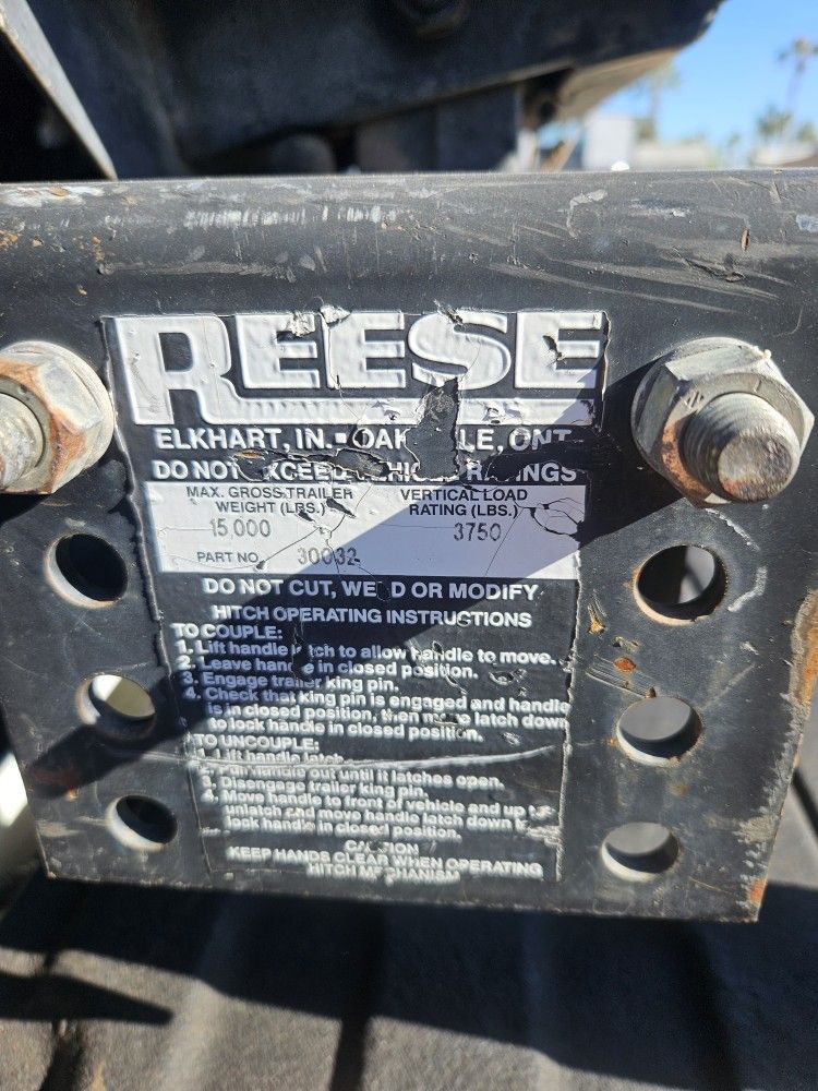 15.000 Pound 5th Wheel Hitch