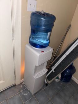 Water Dispenser