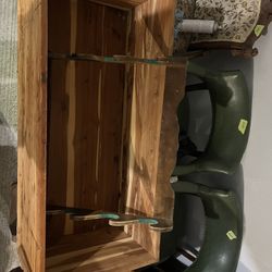 Gun Chest Including Gun Holder 