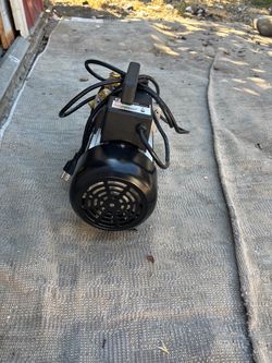 CPS Vacuum Pump 12 CFM