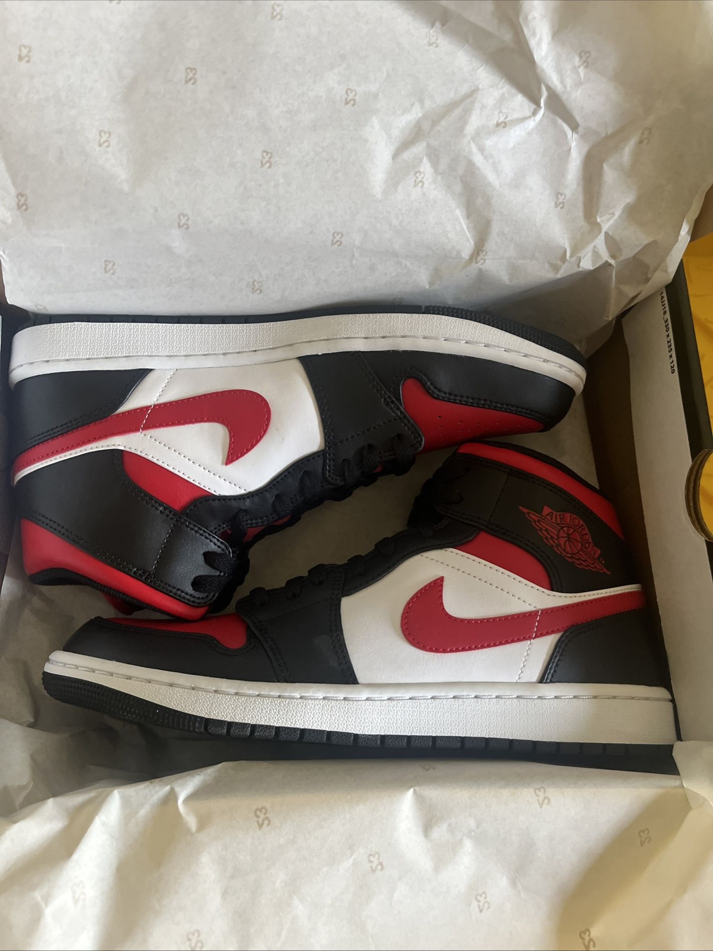 Air Jordan 1 Mid Black/fire Red-white Size 10