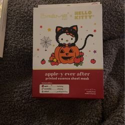 Brand New Hello Kitty Face Mask