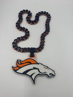 Football chain/ Denver Broncos Hype chain/ sports chain