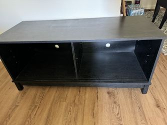 Entertainment Center/TV Stand