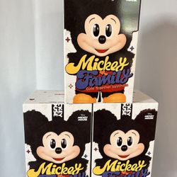 Mickey 