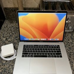 Apple MacBook Pro 15”