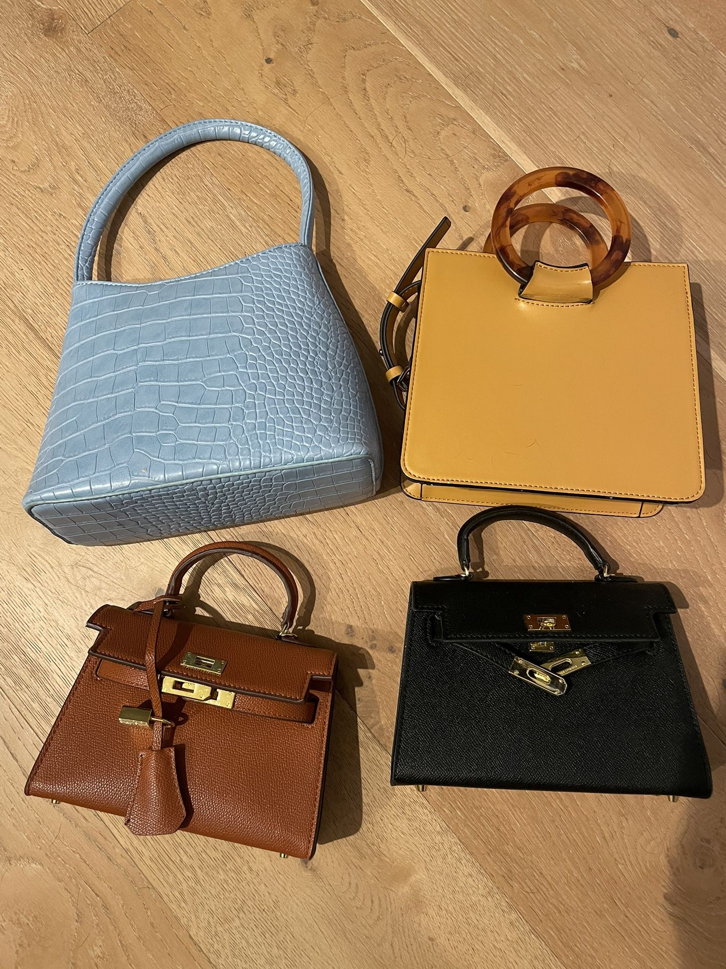Women’s handbags for sale
