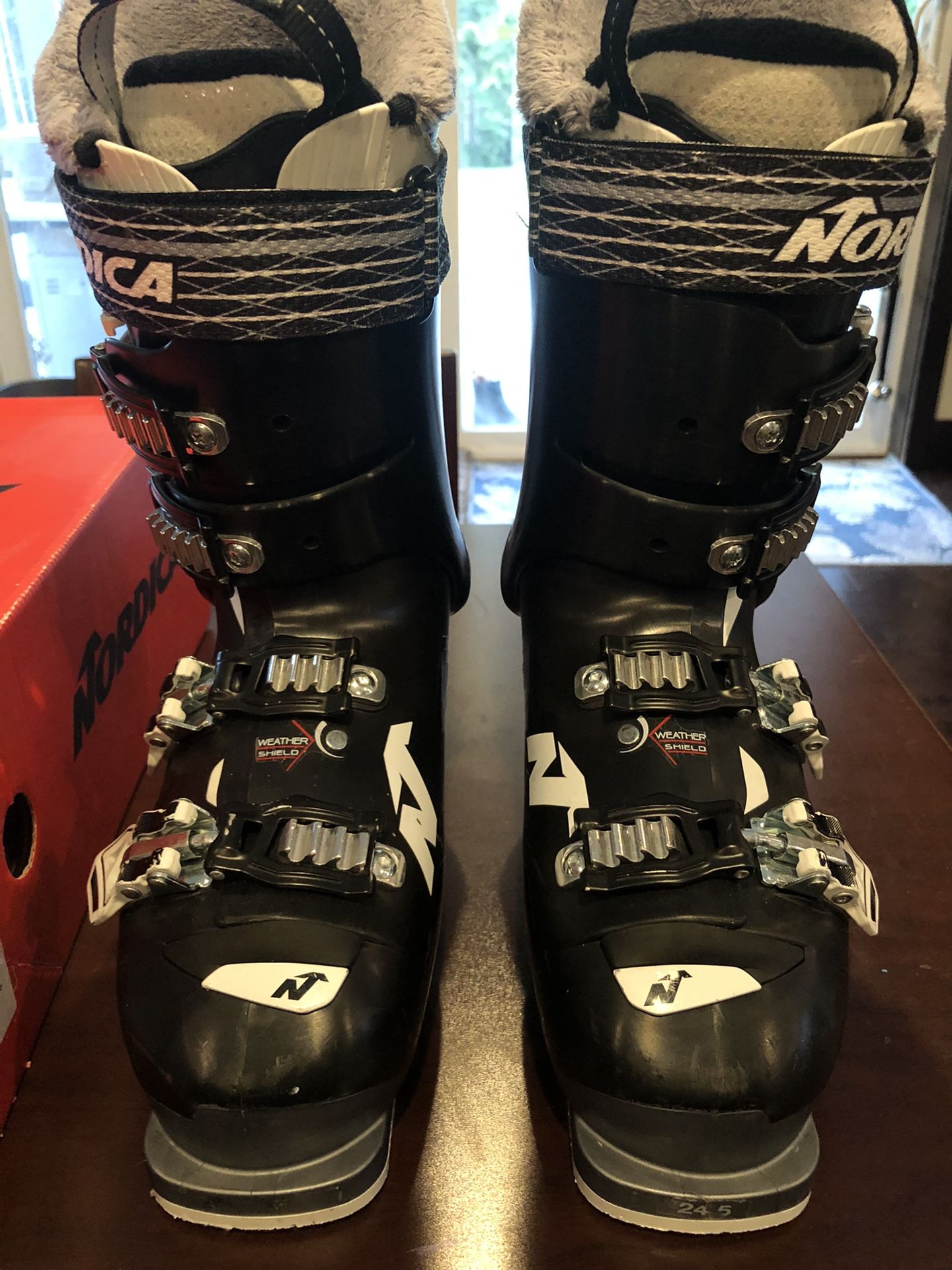 Nordica Speed Machine 85W Women’s Ski Boots