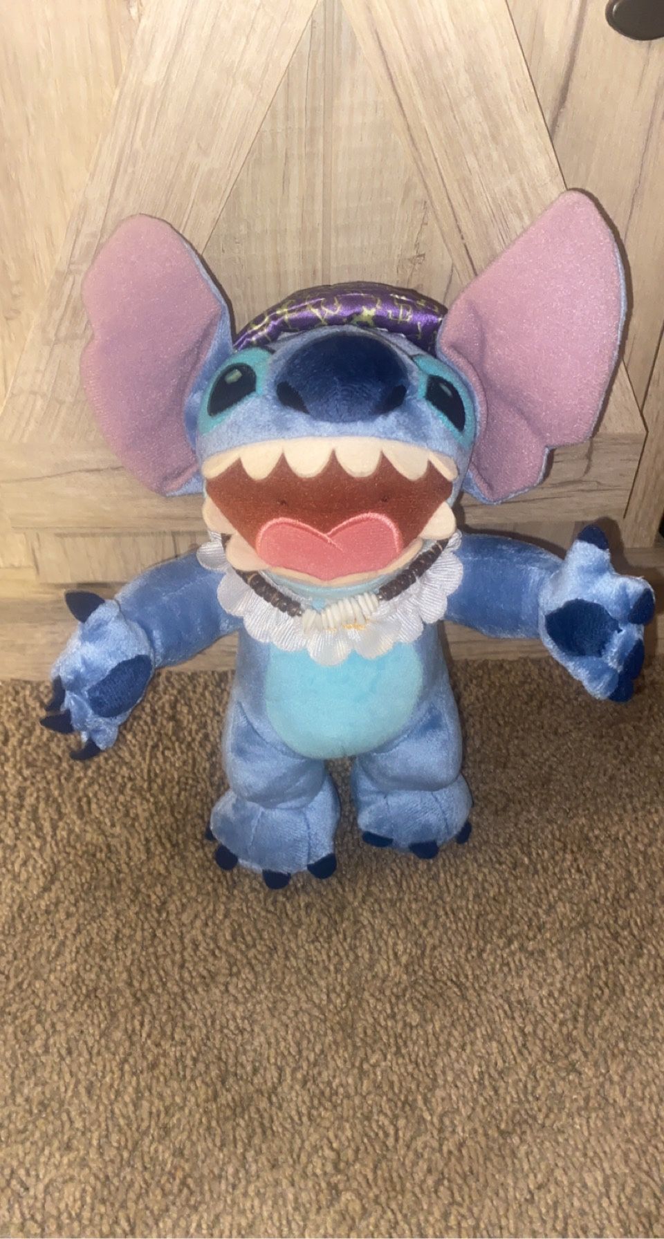9’ Stitch Aulani Plush
