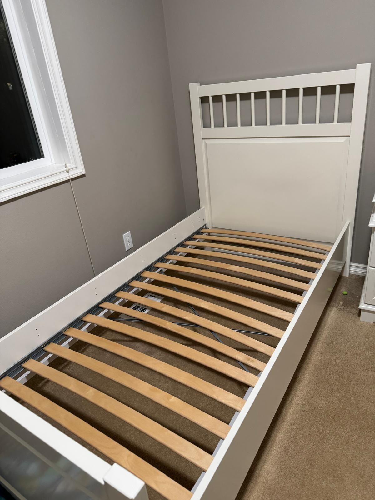 Twin Bed